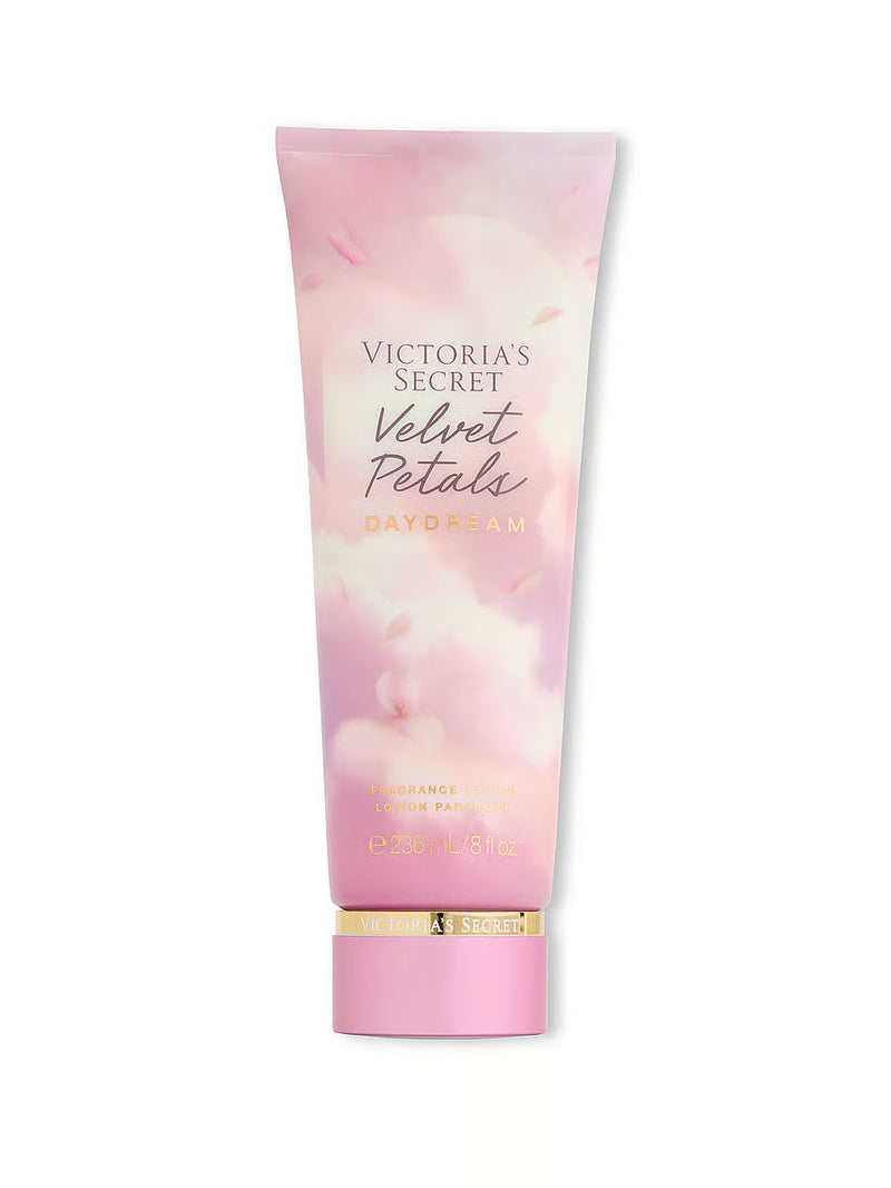 Victoria's Secret Velvet Petals Daydream Lotion